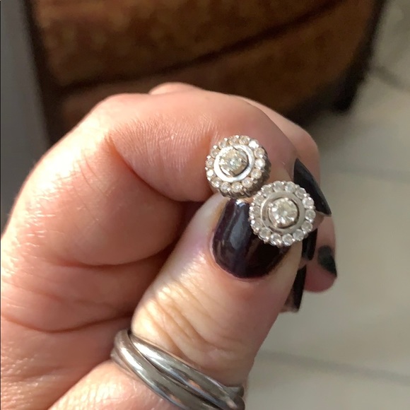 DIAMOND STUDS - Picture 5 of 6